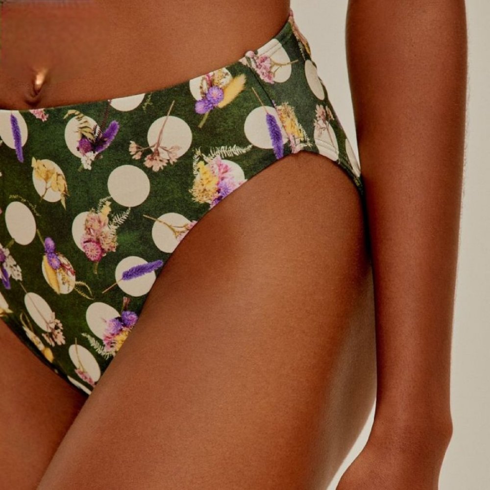Agua de Coco Green Dried Flowers Bikini Bottom